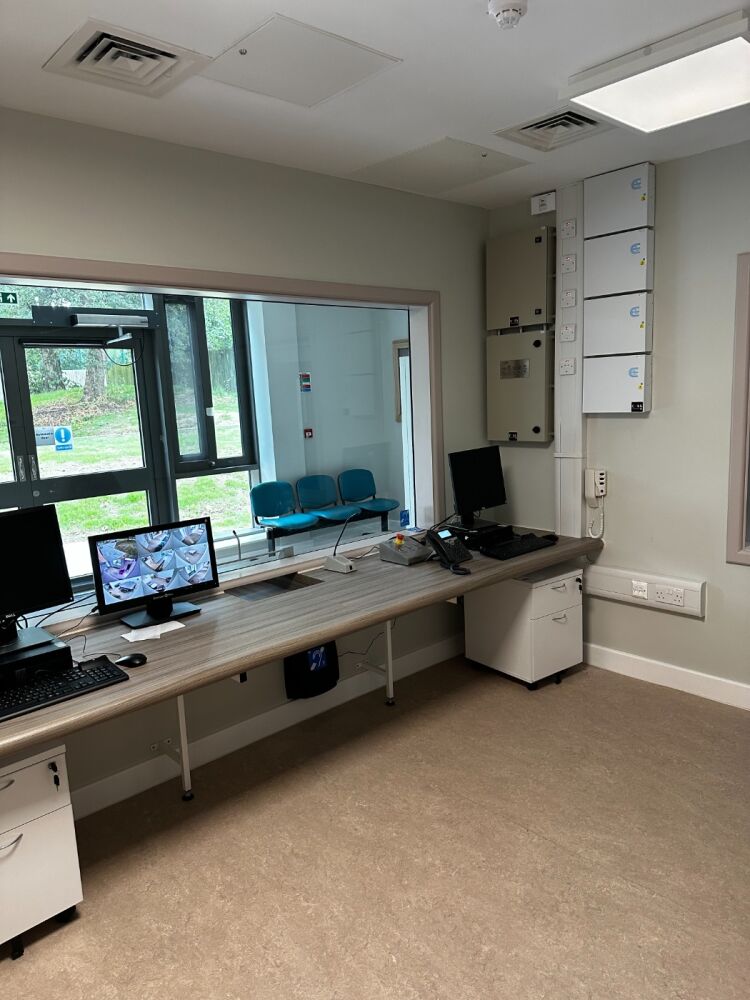 2a, control desk.JPG