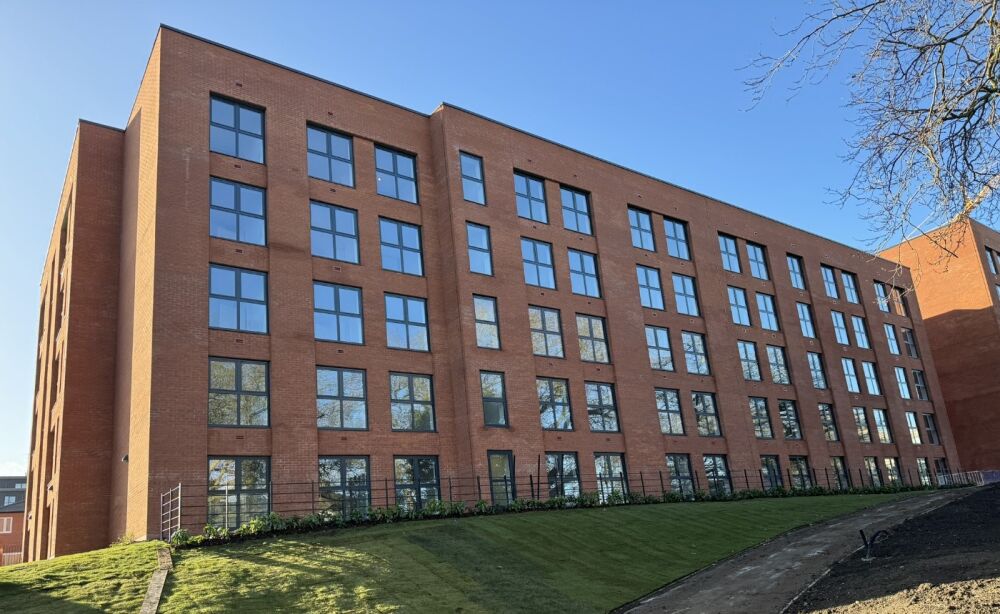 3. Derby E4 Front1.JPEG