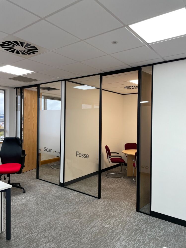 6. office and ceiling fan.JPG