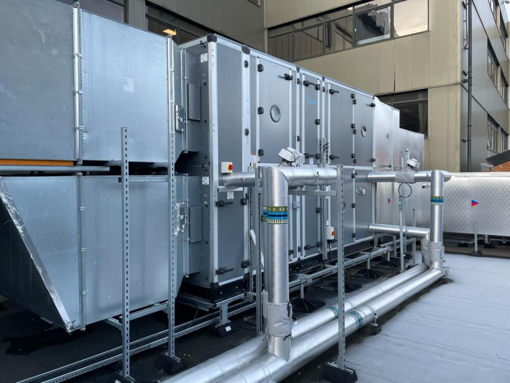 6a AHU and Pipework.jpg