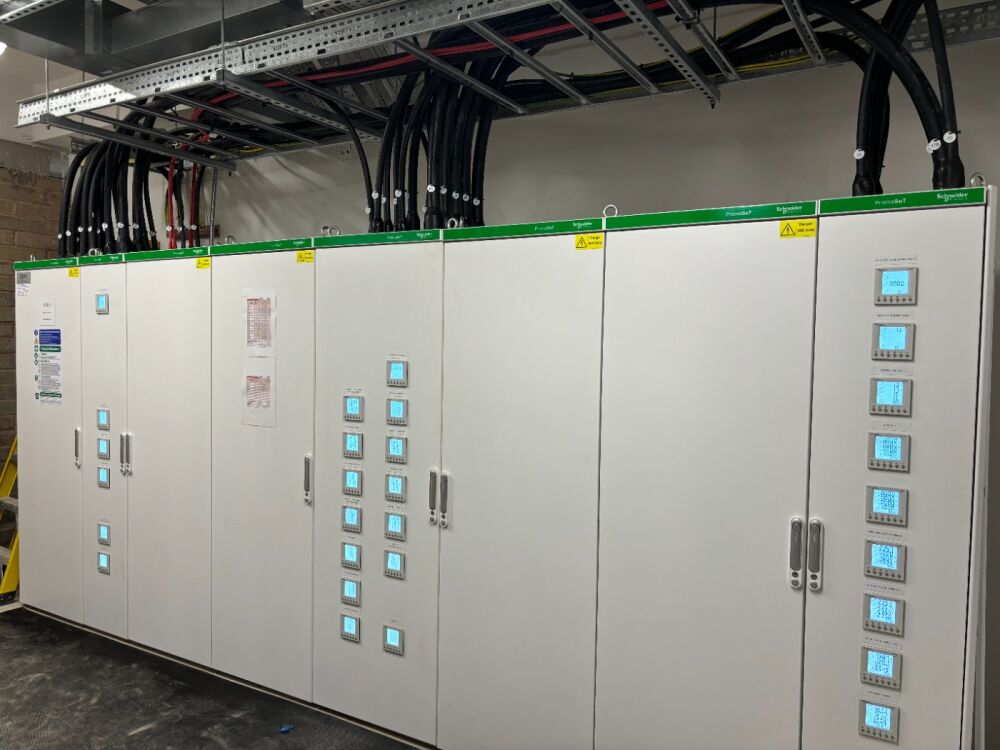 7. Main Switch panel.JPG