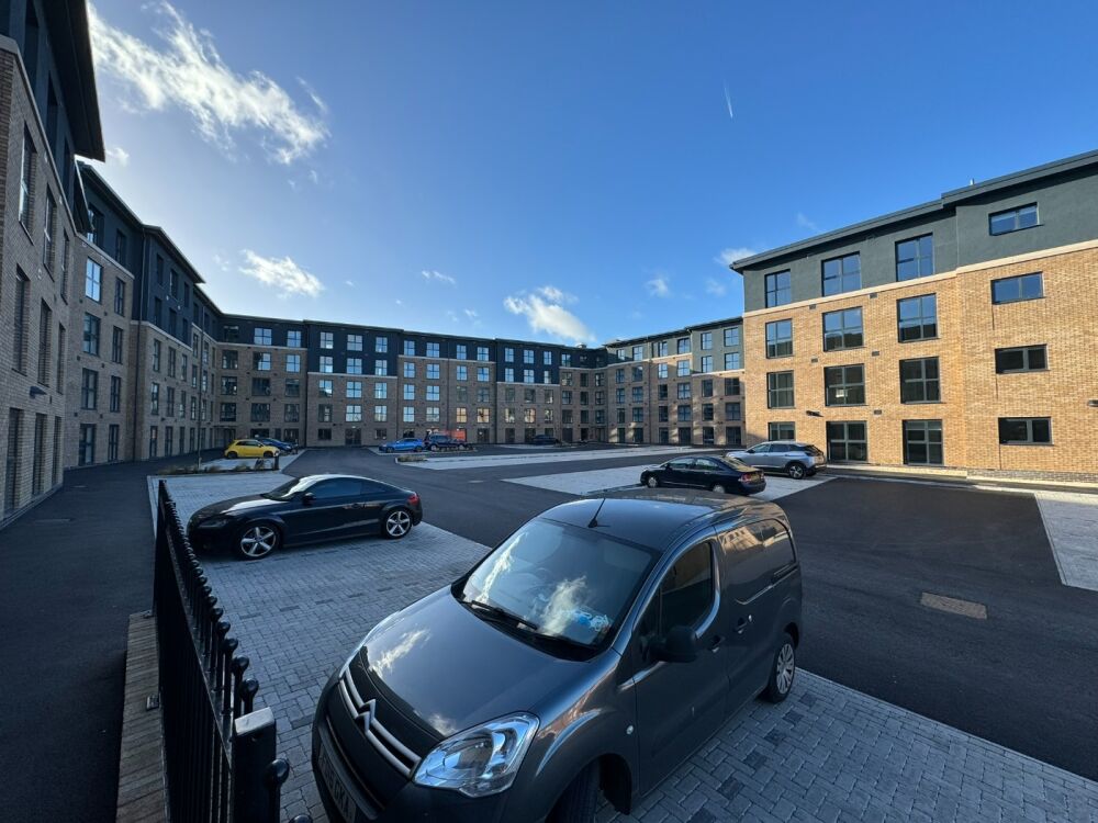 5. Derby B Courtyard.JPEG